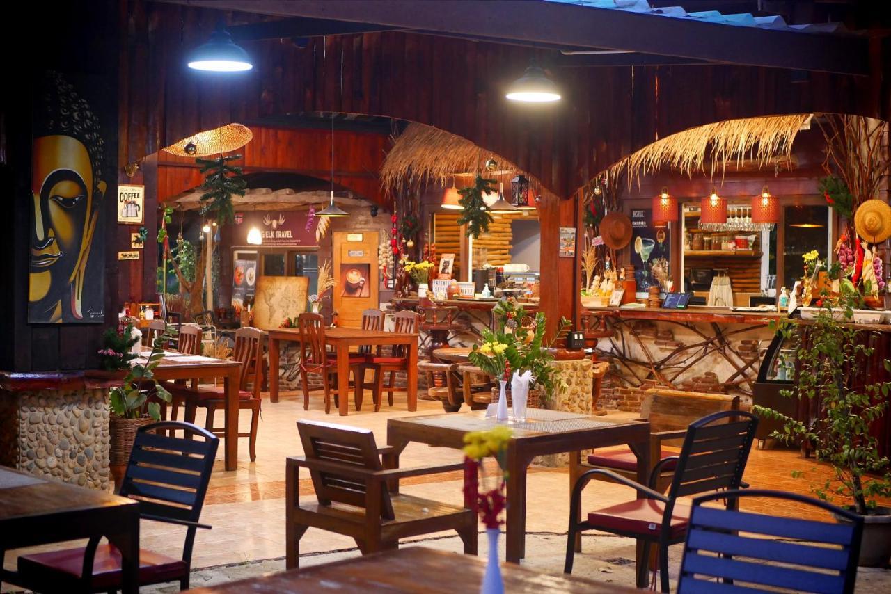 Big Elk Steak House - Homestay Trat Buitenkant foto